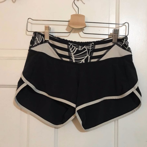 Lululemon Speed Short size 2 - Picture 9 of 10